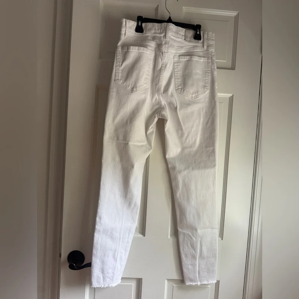 Able The High Rise White Skinny Jeans